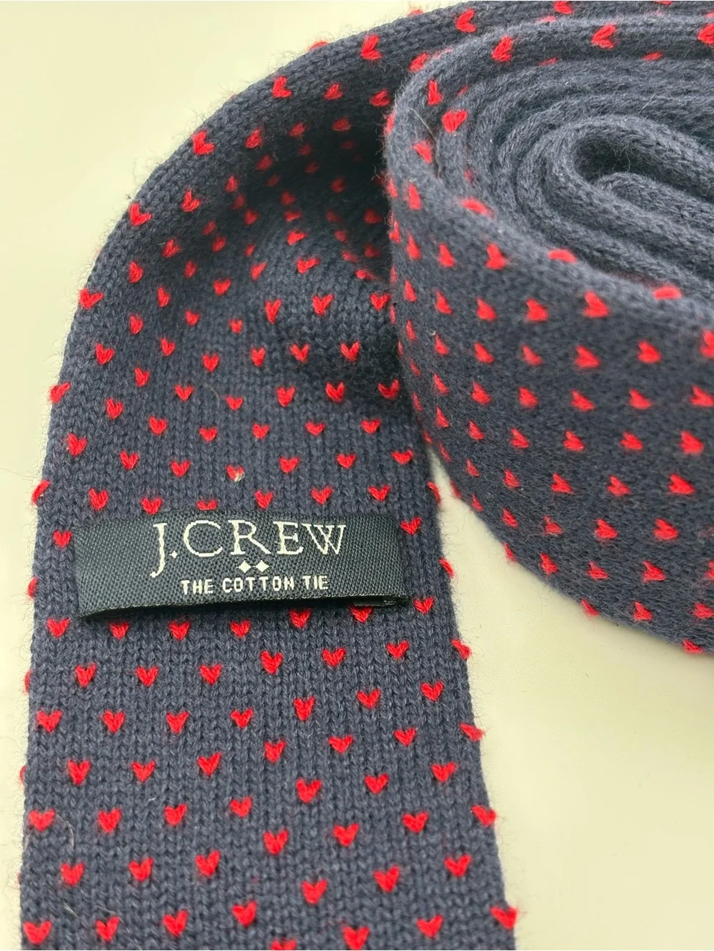 J.Crew | Knitted Micro-Heart Pattern Square-End Necktie Tie | Navy Blue/Red